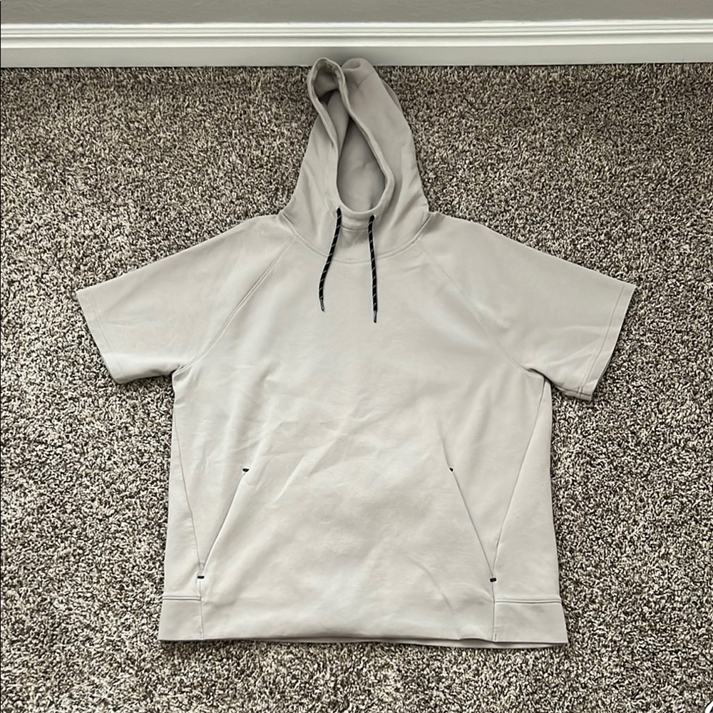 Old Navy Light Cream Short Sleeve Hoodie